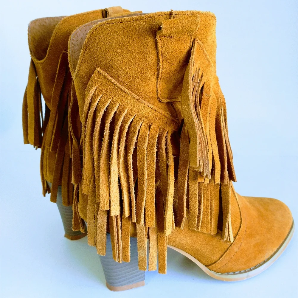 Miss & Mr. Foot Women's Fringe Suede Ankle Boots - Picture 8 of 14